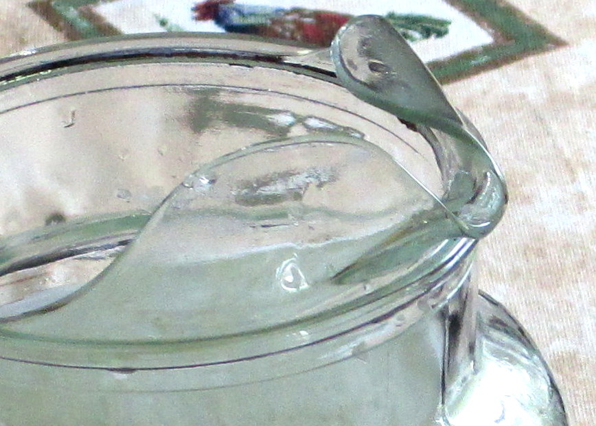 ice lip pitcher detail